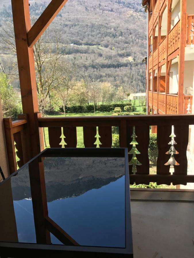 Appartement Tt Confort Au Coeur Des Montagnes Avec Vue Sur Les Montagnes Wifi Luz-Saint-Sauveur Exteriör bild