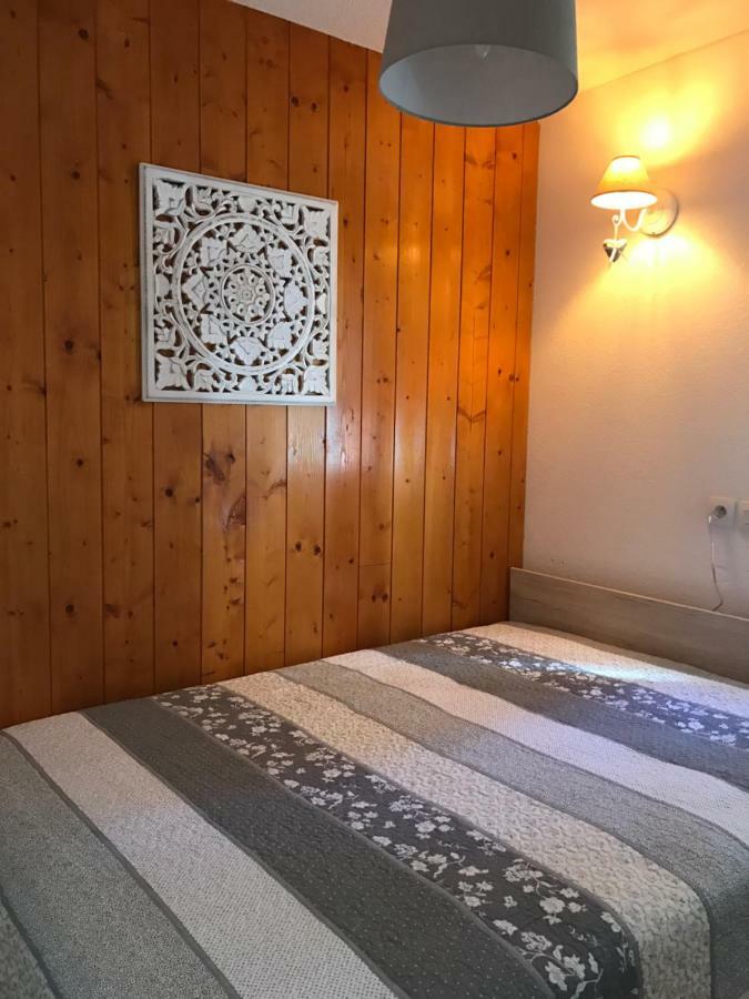 Appartement Tt Confort Au Coeur Des Montagnes Avec Vue Sur Les Montagnes Wifi Luz-Saint-Sauveur Exteriör bild