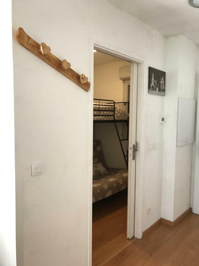 Appartement Tt Confort Au Coeur Des Montagnes Avec Vue Sur Les Montagnes Wifi Luz-Saint-Sauveur Exteriör bild
